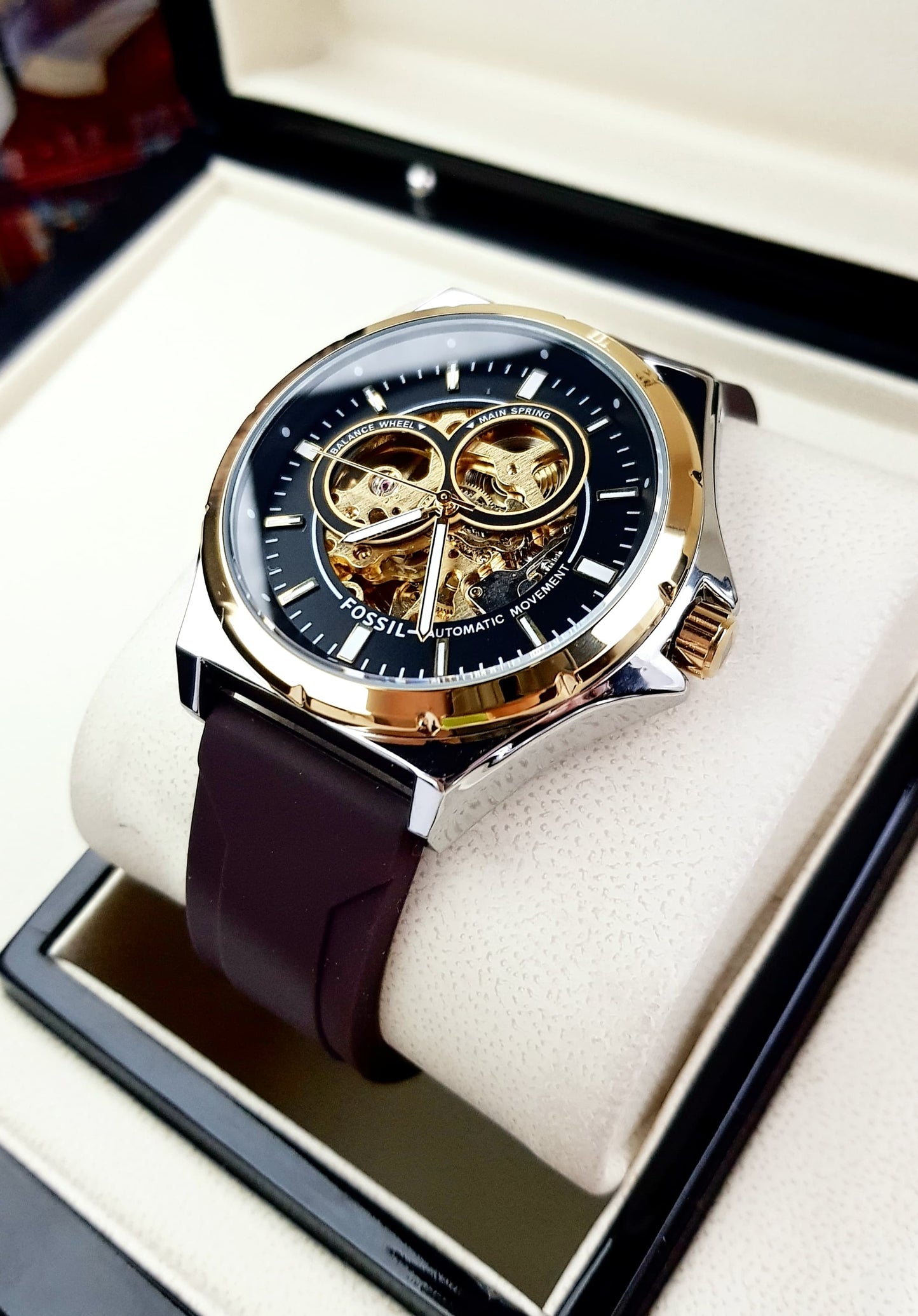 FOSSIL U.S.A