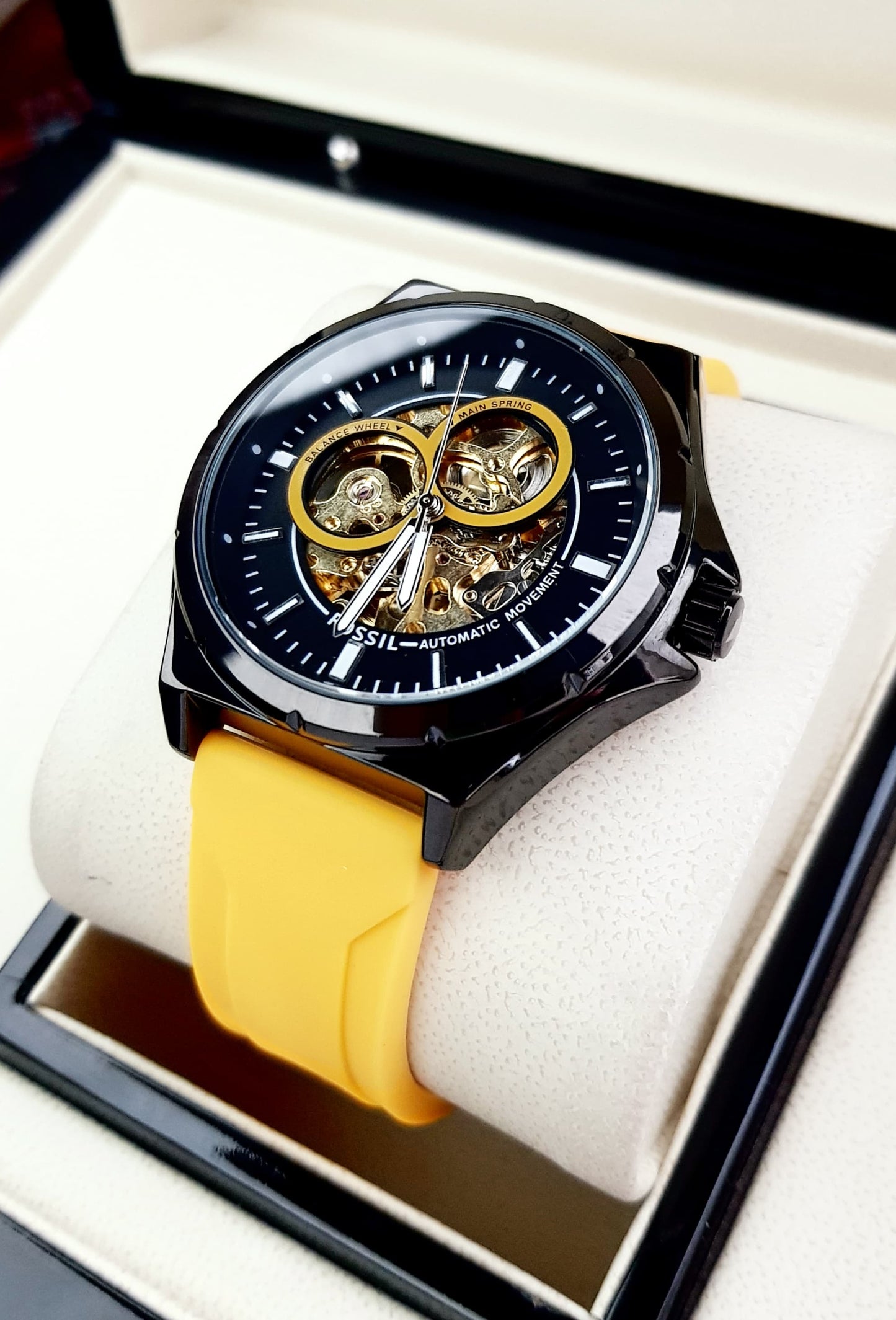 Gray helmet for bikers