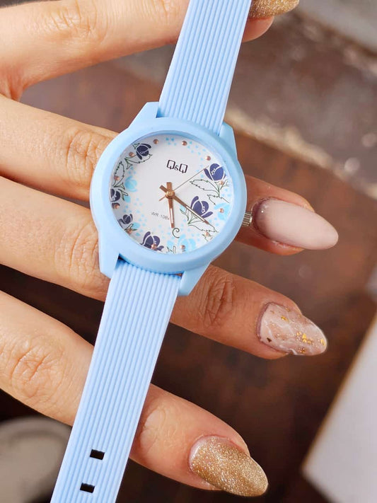 Q&Q PULSO GOMA R01 ✨